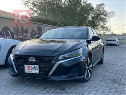 نيسان ألتيما